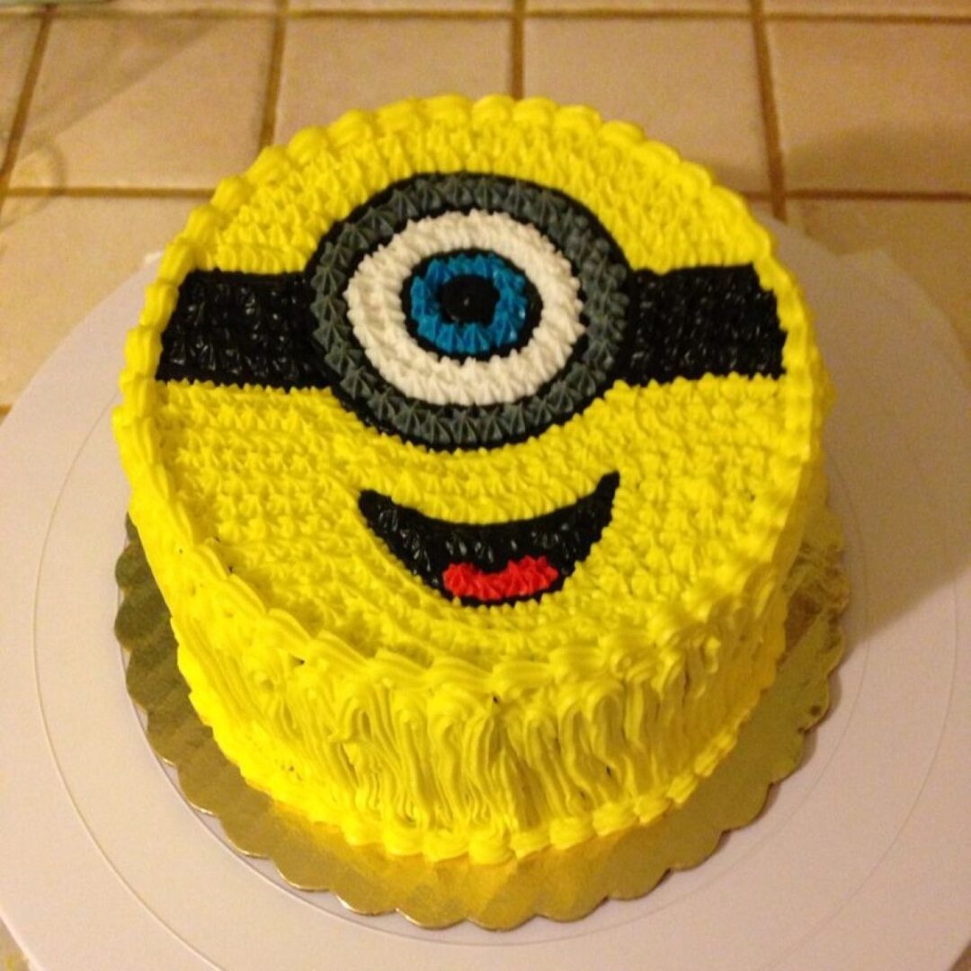 best minion theme cake